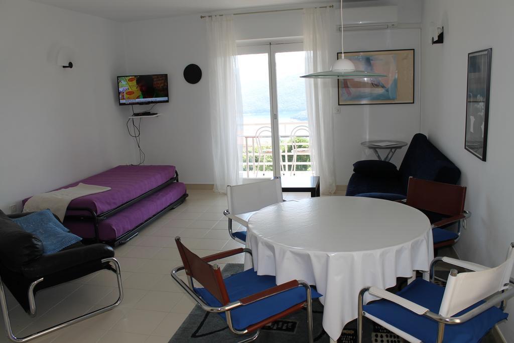 Apartments Vila Marica Rabac Zimmer foto